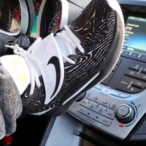 Nike Kevin Durants 14s size 8